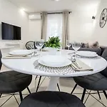Apartment Fk Pakoštane