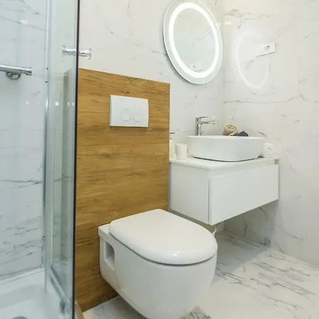 Fk Apartment *